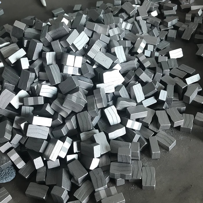 High Speed Cutting M Shape Granite Diamond Segments For Large Saw Blades