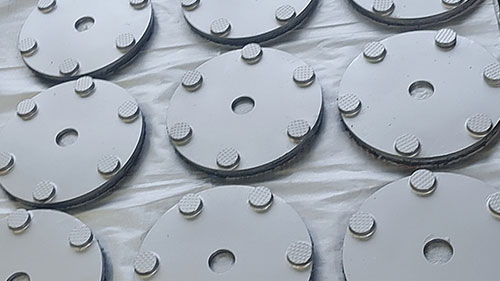 Выпуск новой продукции — алмазный диск диаметром 150 мм для шлифовки деревянного пола